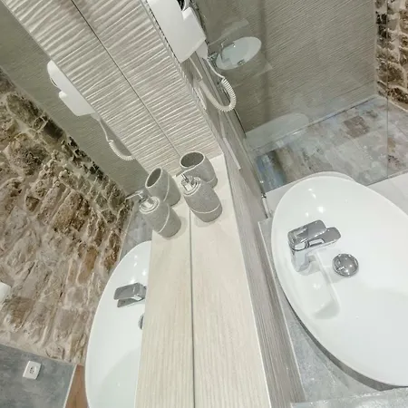 Luxury Studio Petra In 400 Year Old Stone House Apartment *